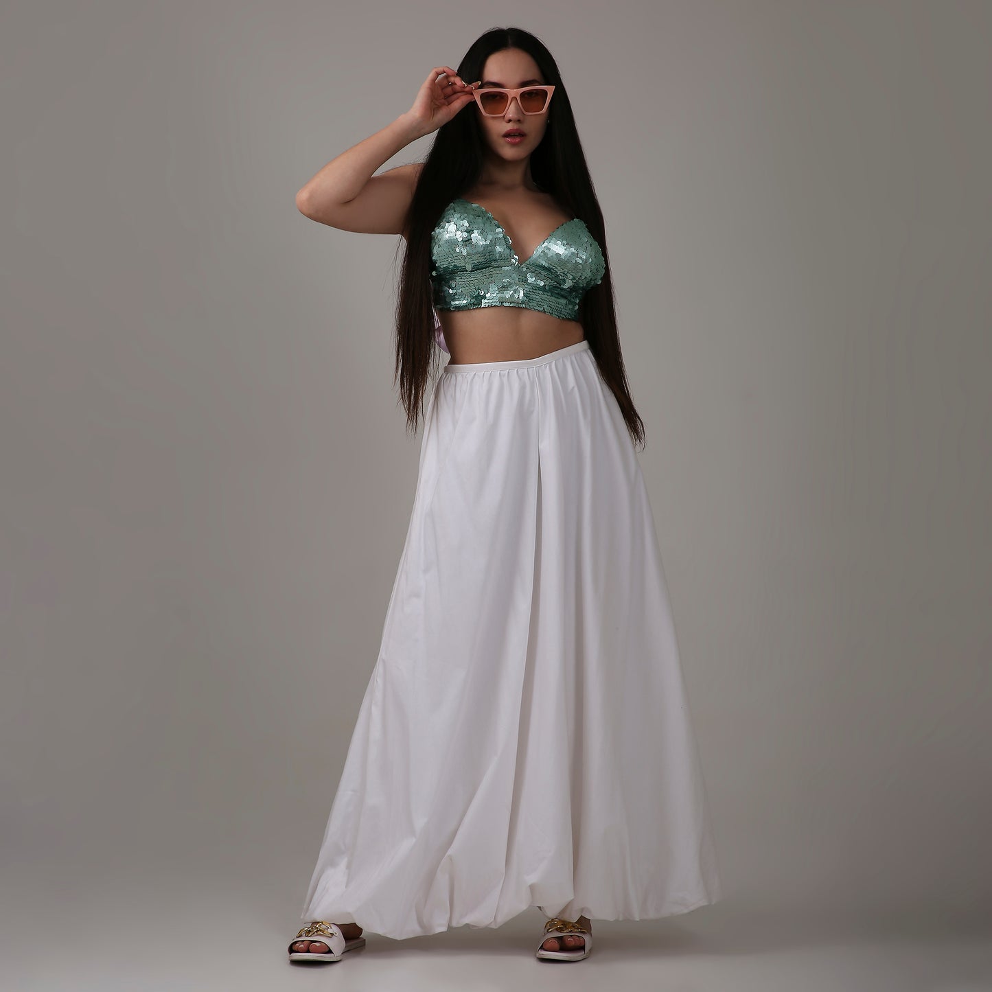 Melia In white