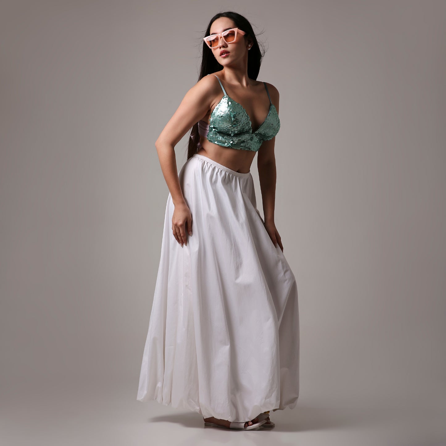 Melia In white